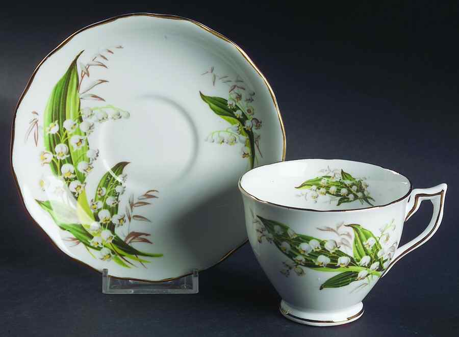 MEL3 Footed Cup & Saucer Set by Melba-1