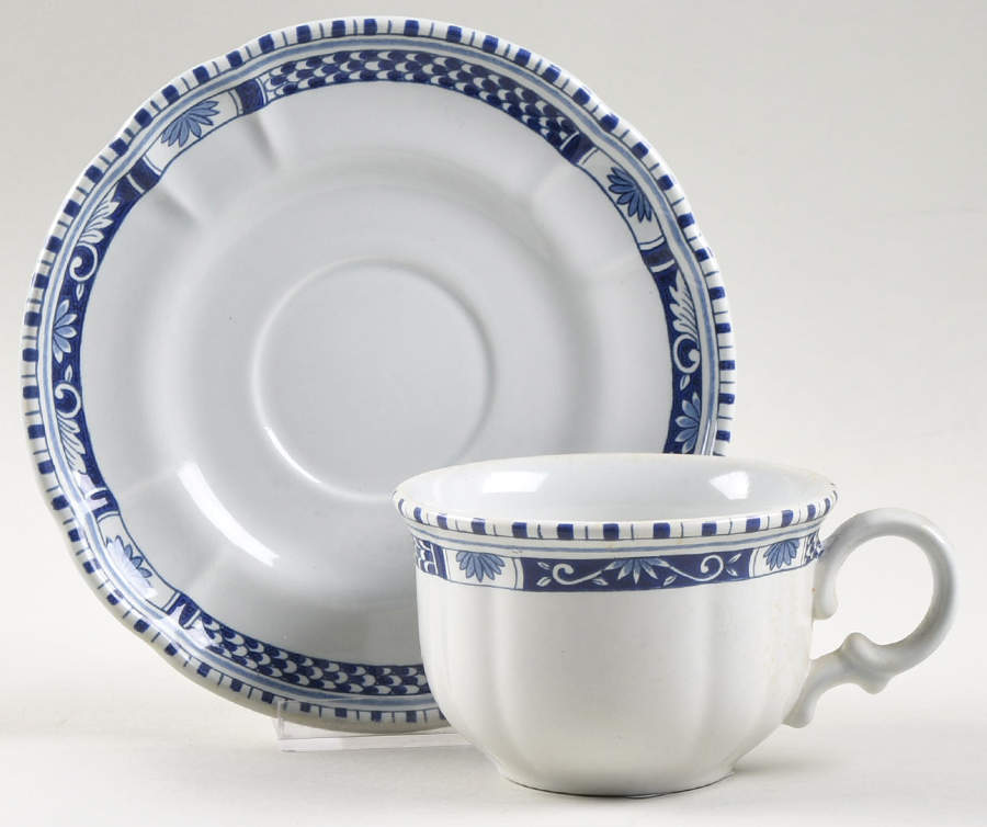 Antique Blue Flat Cup & Saucer Set by Metlox - Poppytrail - Vernon-1