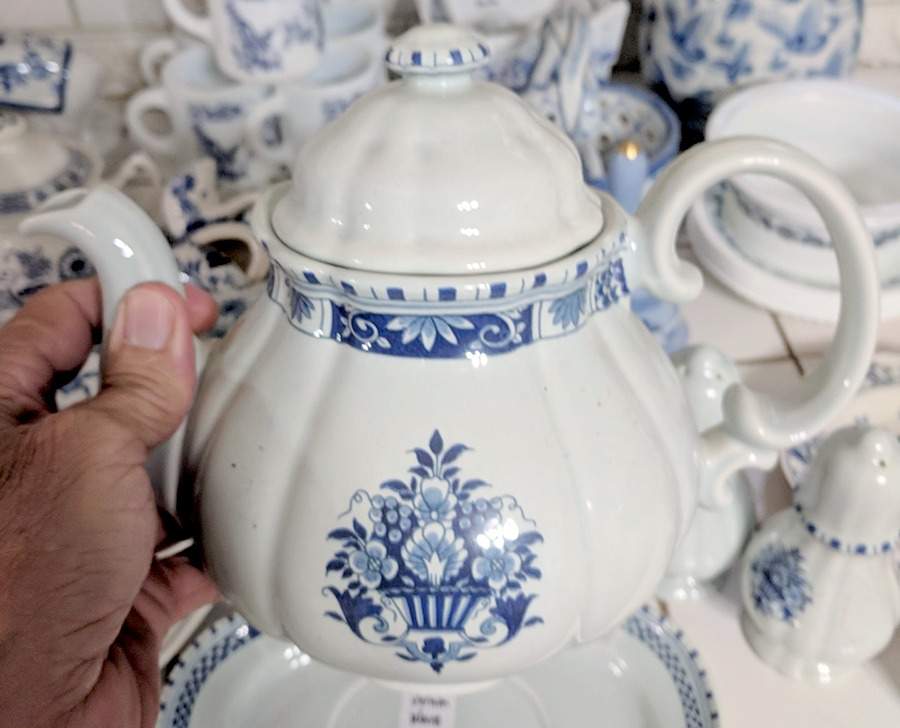 Antique Blue Teapot & Lid by Metlox - Poppytrail - Vernon-1