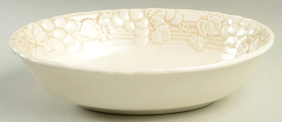Antique Grape White 10" Oval Baker by Metlox - Poppytrail - Vernon-1