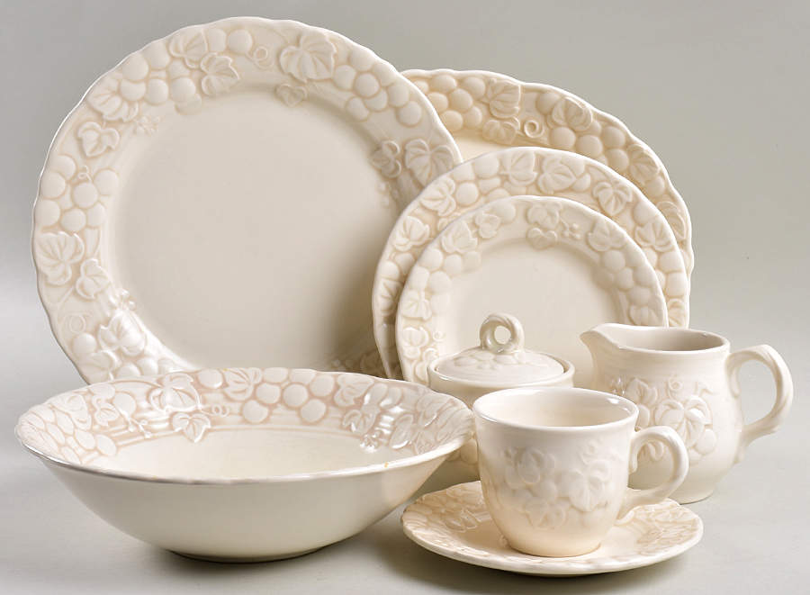 Antique Grape White 45 Piece Starter Set by Metlox - Poppytrail - Vernon-1