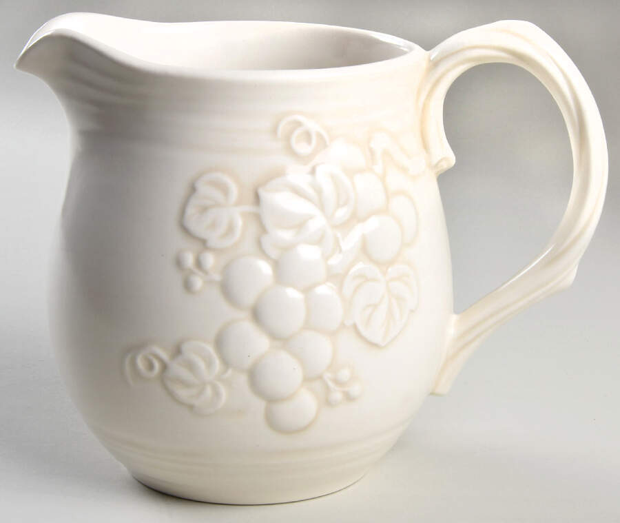 Antique Grape White 40 Oz Pitcher by Metlox - Poppytrail - Vernon-1