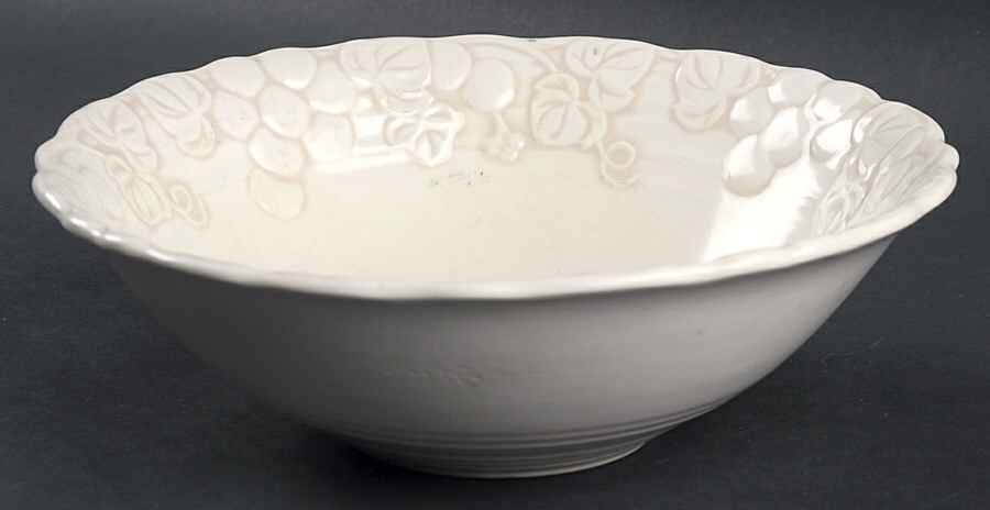 Antique Grape White 8" Round Vegetable Bowl by Metlox - Poppytrail - Vernon-1