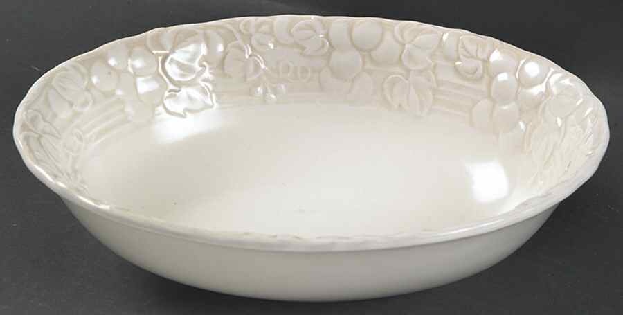 Antique Grape White 10" Oval Baker by Metlox - Poppytrail - Vernon-1