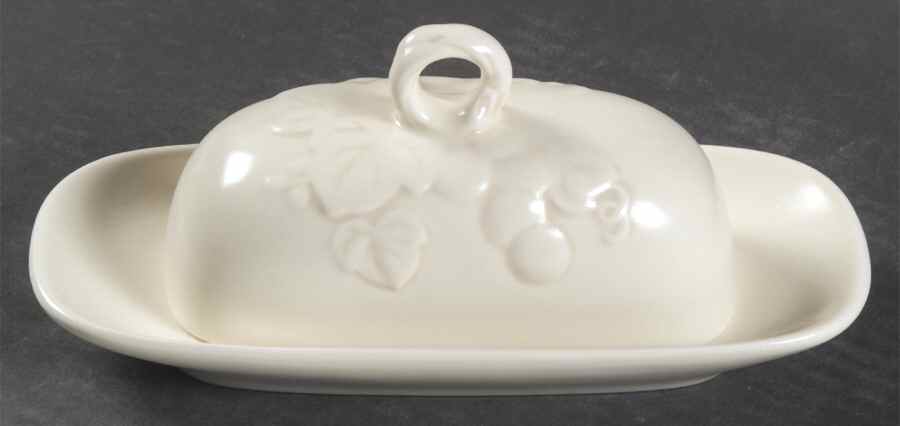 Antique Grape White 1/4 Lb Covered Butter by Metlox - Poppytrail - Vernon-1