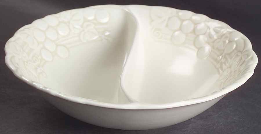Antique Grape White 9" Round Divided Vegetable Bowl by Metlox - Poppytrail - Vernon-1