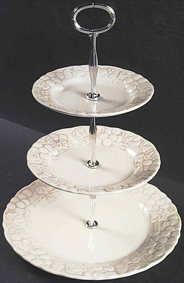 Antique Grape White 13 7/8"-14 1/4" 3-Tiered Serving Tray(DP,SP,BB) HC by Metlox - Poppytrail - Vernon-1