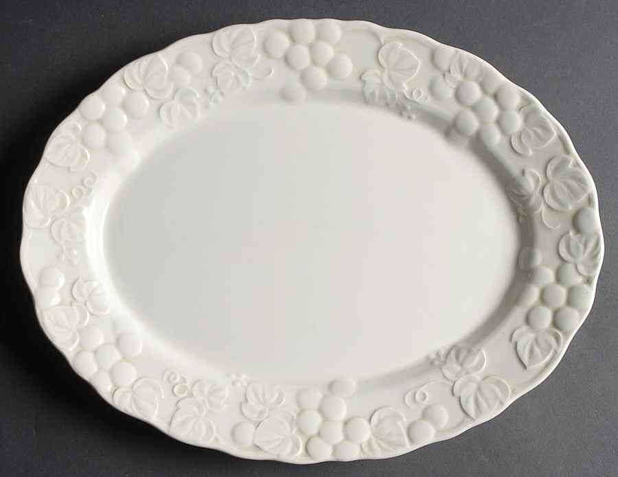 Antique Grape White 14" Oval Serving Platter by Metlox - Poppytrail - Vernon-1