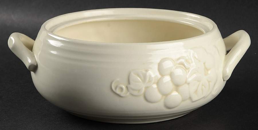Antique Grape White Round Vegetable No Lid by Metlox - Poppytrail - Vernon-1