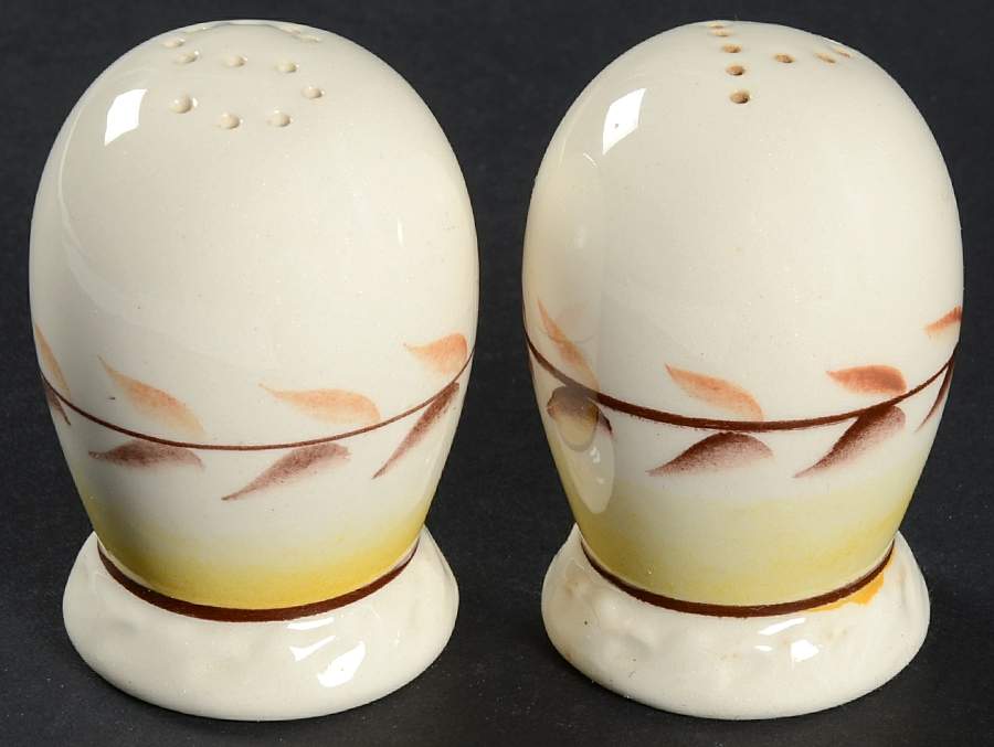 Arcadia Salt & Pepper Set by Metlox - Poppytrail - Vernon-1