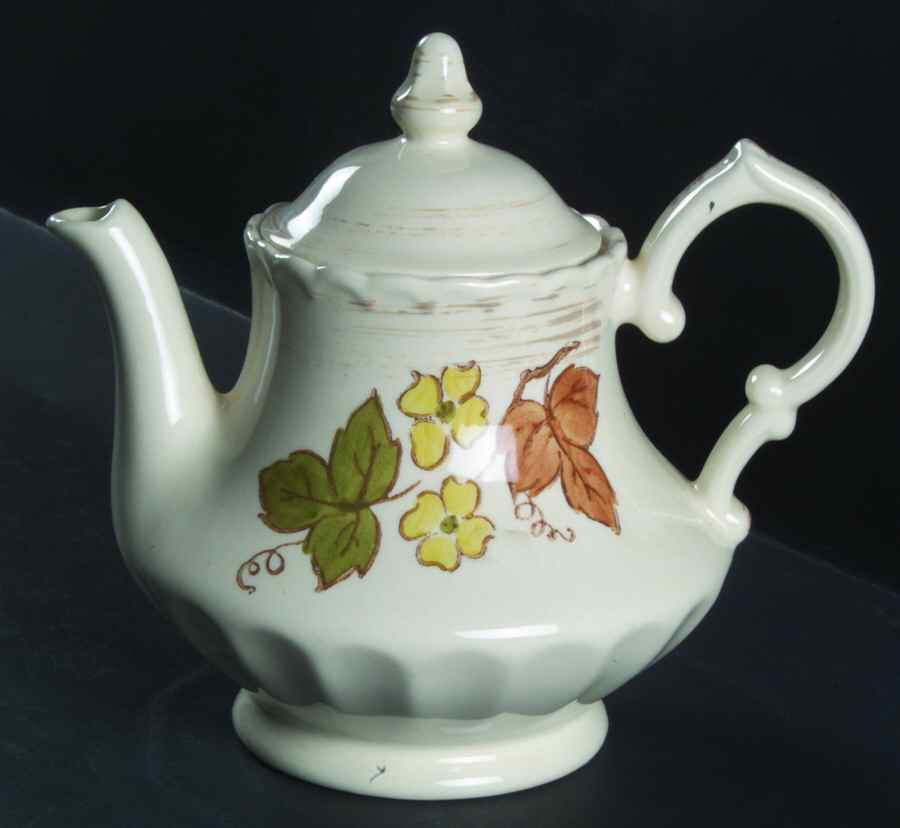 Autumn Leaves Teapot & Lid by Metlox - Poppytrail - Vernon-1