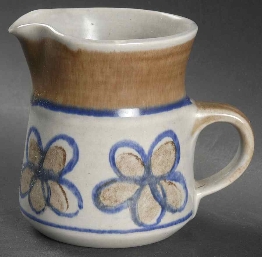 Bandero Creamer by Metlox - Poppytrail - Vernon-1