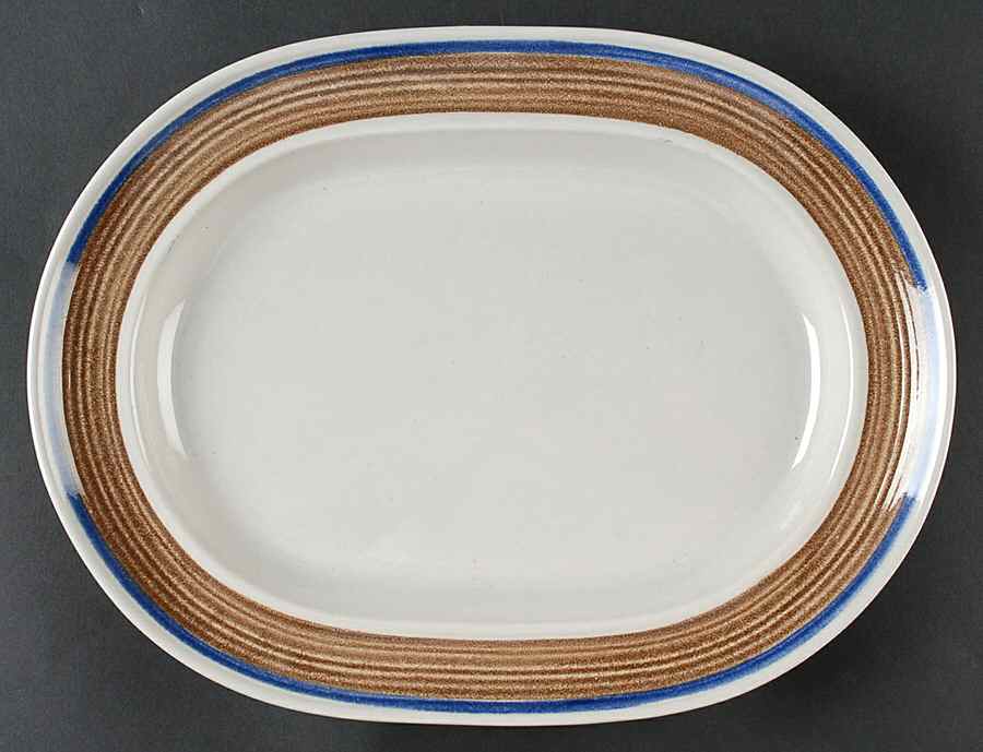 Bandero 13" Oval Serving Platter by Metlox - Poppytrail - Vernon-1