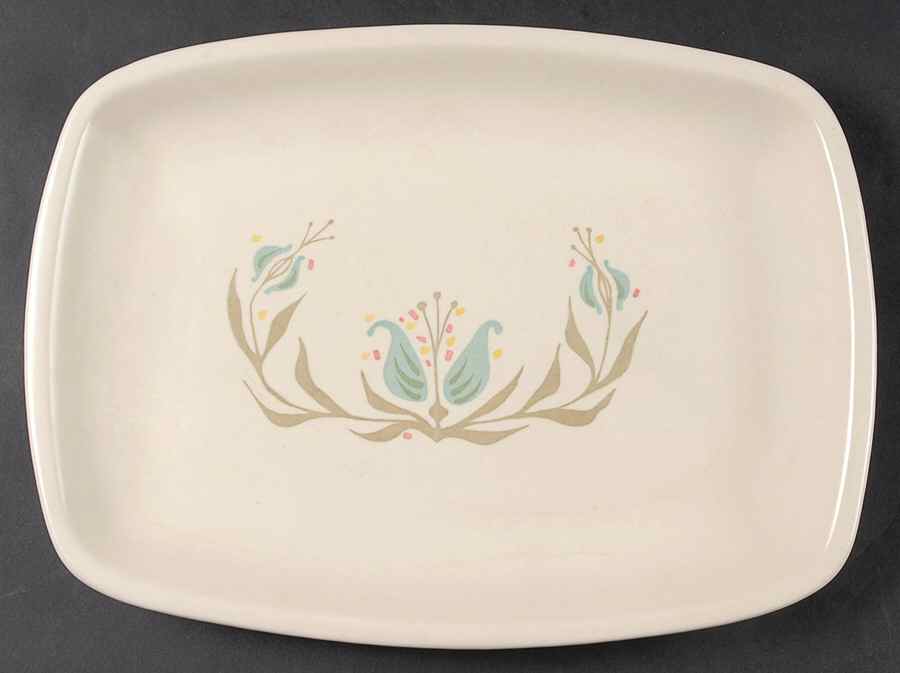 Blueberry Hill 13" Oval Serving Platter by Metlox - Poppytrail - Vernon-1