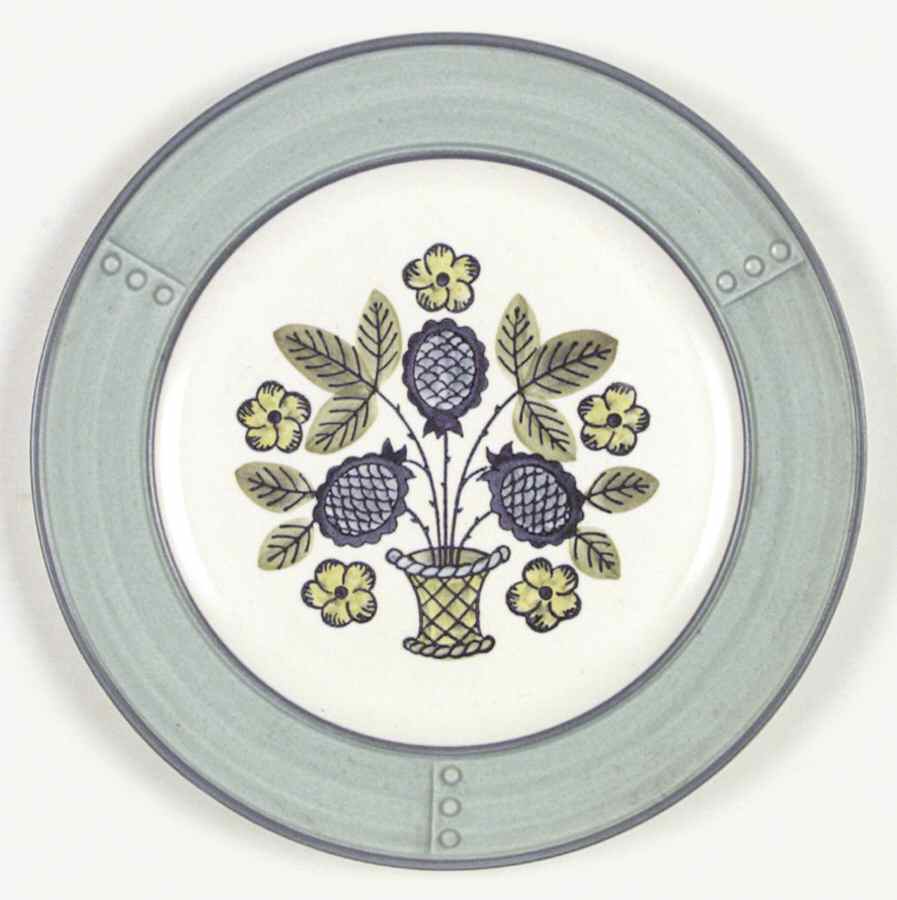 Blueberry Provincial Dinner Plate by Metlox - Poppytrail - Vernon-1