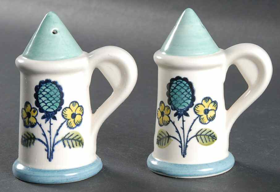 Blueberry Provincial Salt & Pepper Set by Metlox - Poppytrail - Vernon-1