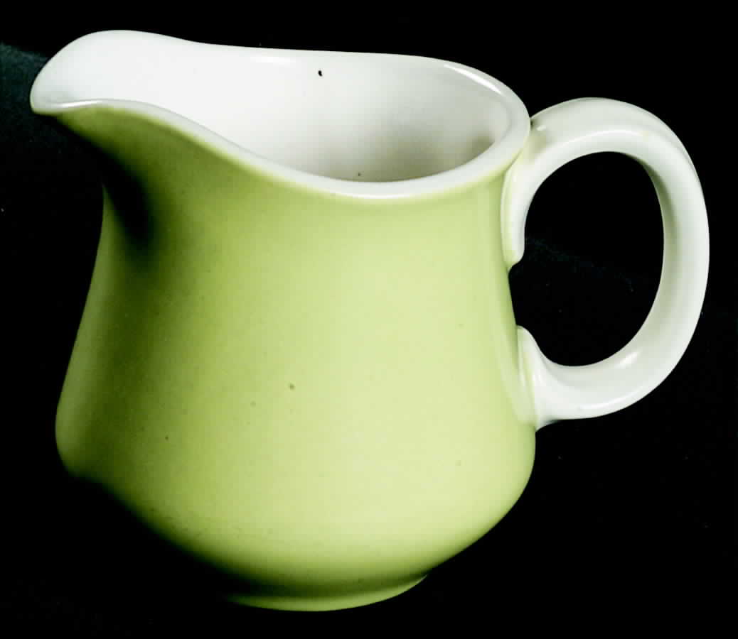 Blue Zinnias Creamer by Metlox - Poppytrail - Vernon-1
