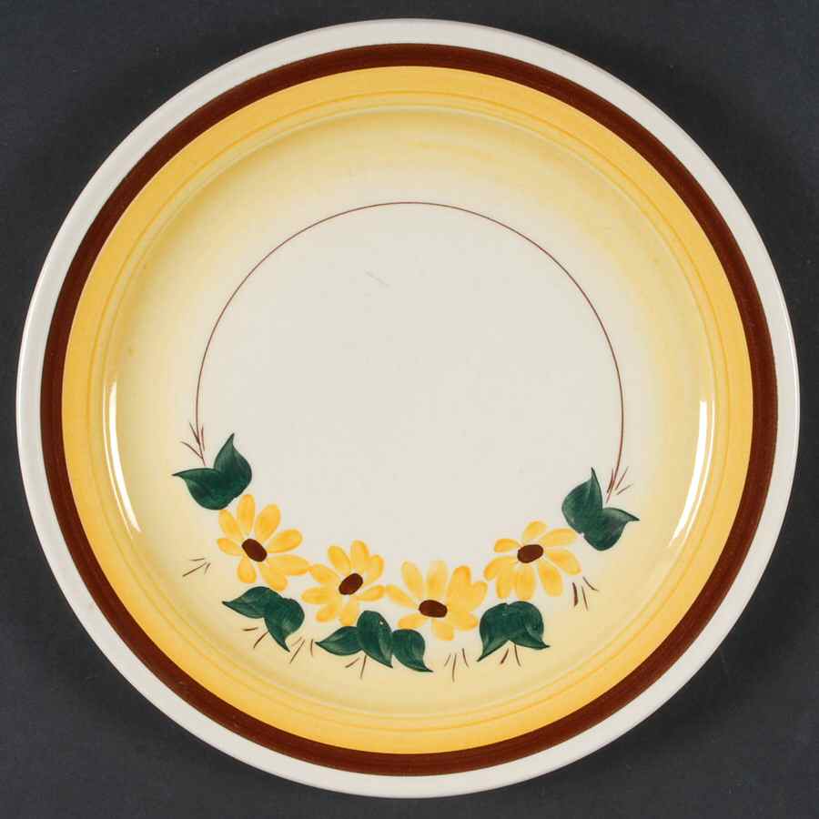 Brown Eyed Susan (Montecito Shape) Luncheon Plate by Metlox - Poppytrail - Vernon-1