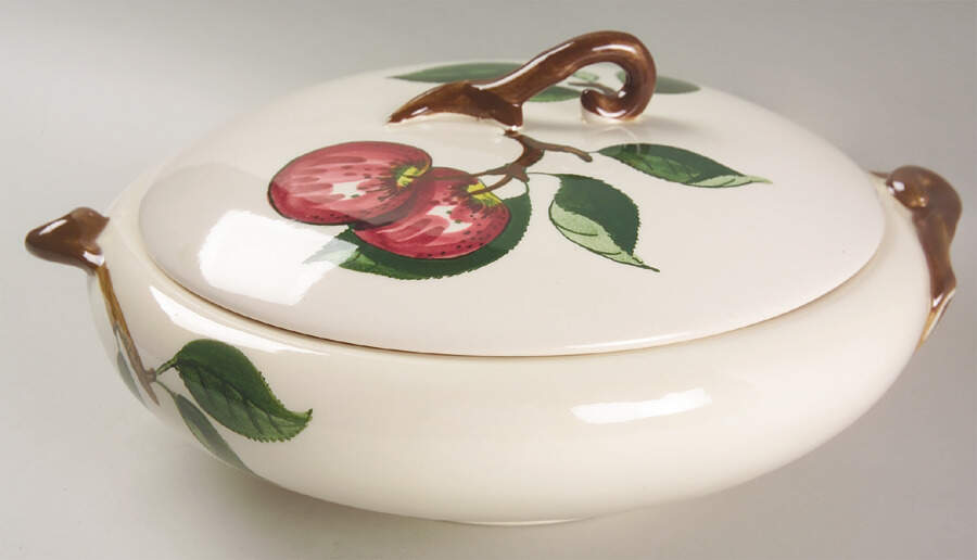 California Apple Round Covered Vegetable by Metlox - Poppytrail - Vernon-1