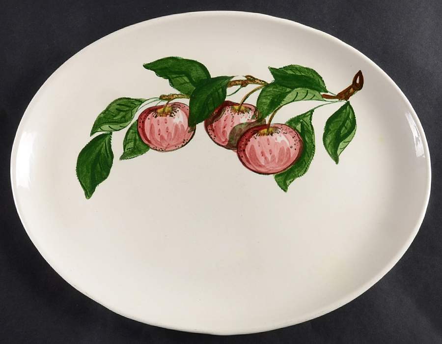 California Apple 13" Oval Serving Platter by Metlox - Poppytrail - Vernon-1