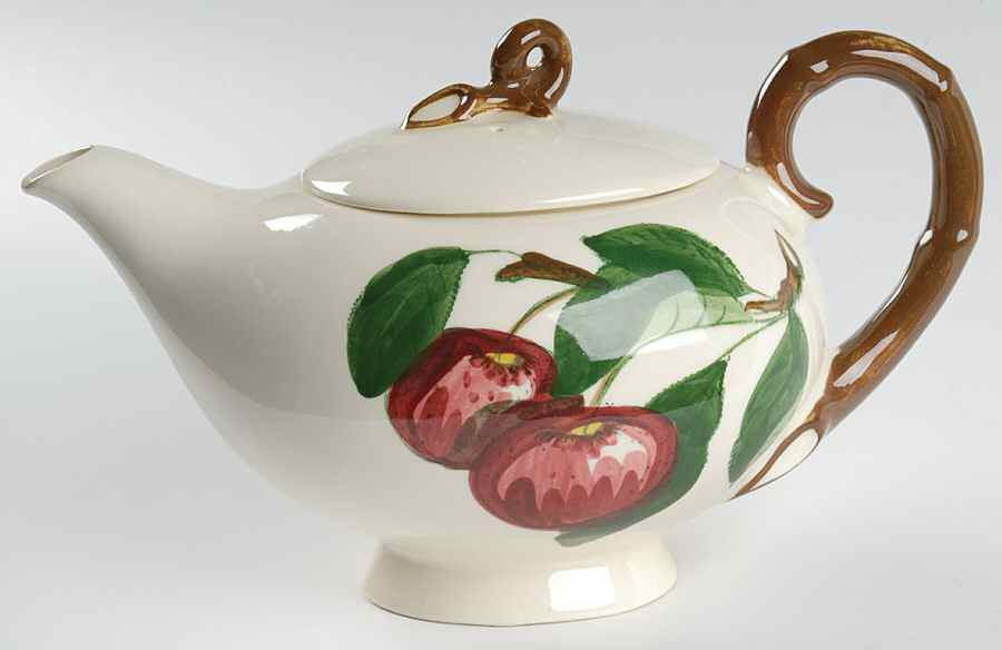 California Apple Teapot & Lid by Metlox - Poppytrail - Vernon-1