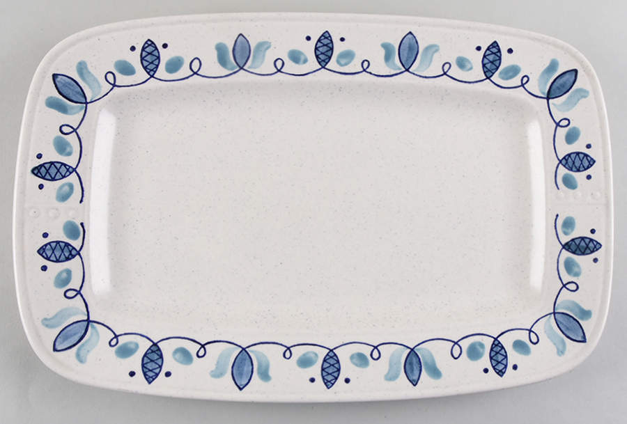 Cape Cod 14" Oval Serving Platter by Metlox - Poppytrail - Vernon-1