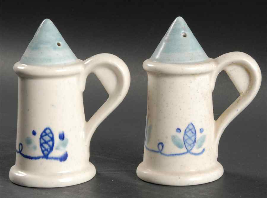 Cape Cod Salt & Pepper Set by Metlox - Poppytrail - Vernon-1