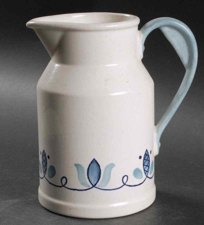 Cape Cod 24 Oz Pitcher by Metlox - Poppytrail - Vernon-1
