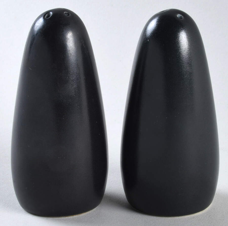 California Contempora Salt & Pepper Set by Metlox - Poppytrail - Vernon-1
