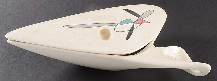 California Contempora Handled Vegetable Bowl by Metlox - Poppytrail - Vernon-1