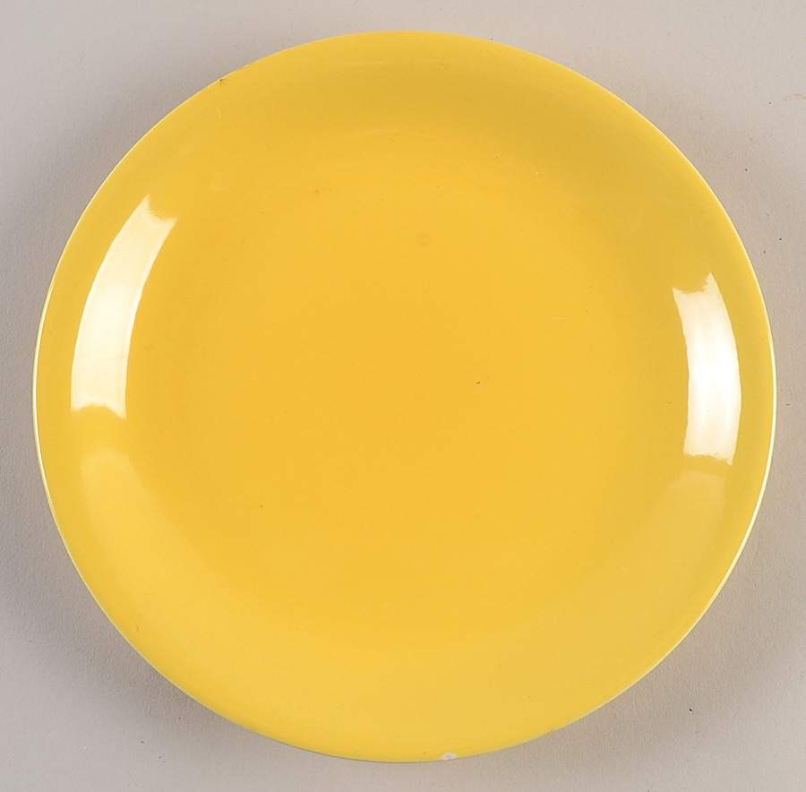 Casual California Yellow Salad Plate by Metlox - Poppytrail - Vernon-1