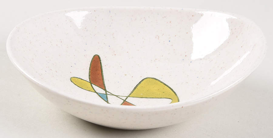 California Free Form Fruit/Dessert (Sauce) Bowl by Metlox - Poppytrail - Vernon-1
