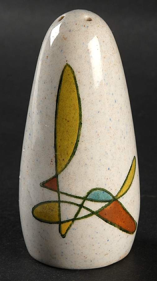 California Free Form Pepper Shaker by Metlox - Poppytrail - Vernon-1