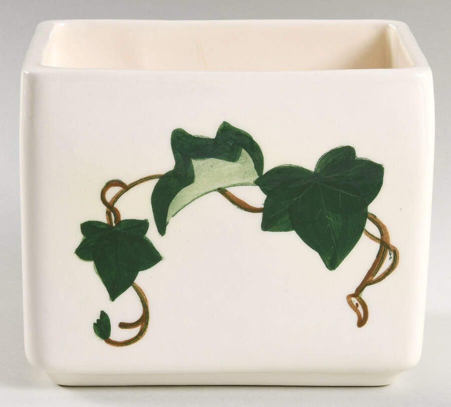 California Ivy Large Planter by Metlox - Poppytrail - Vernon-1
