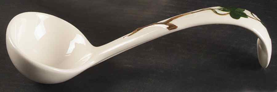 California Ivy Tureen Ladle by Metlox - Poppytrail - Vernon-1