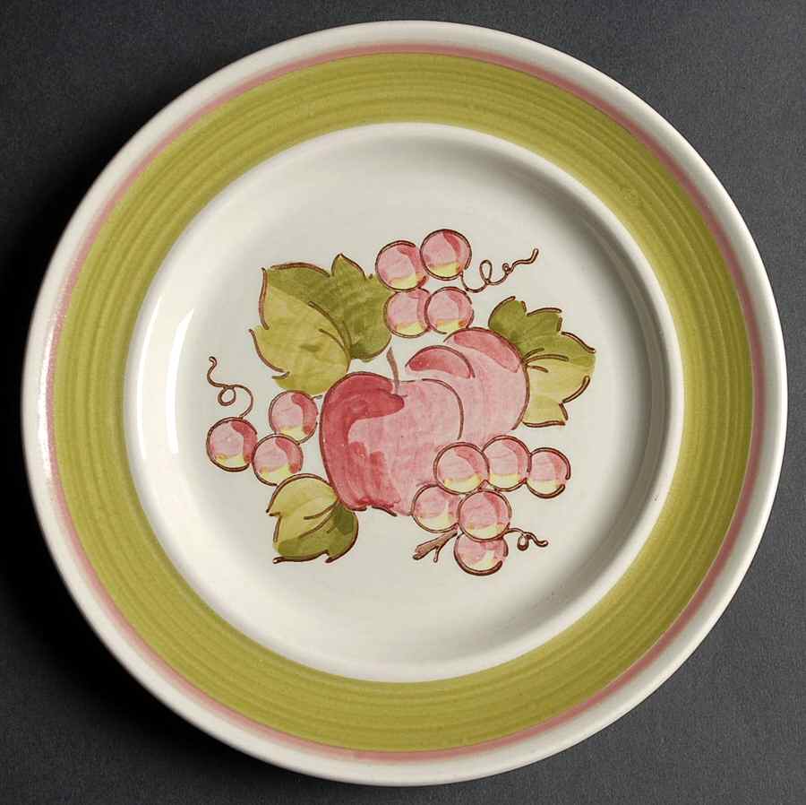 California Orchard Salad Plate by Metlox - Poppytrail - Vernon-1