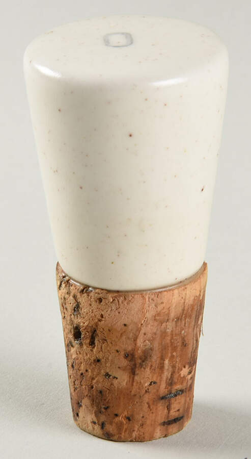 California Palm Stopper for Oil "O" by Metlox - Poppytrail - Vernon-1