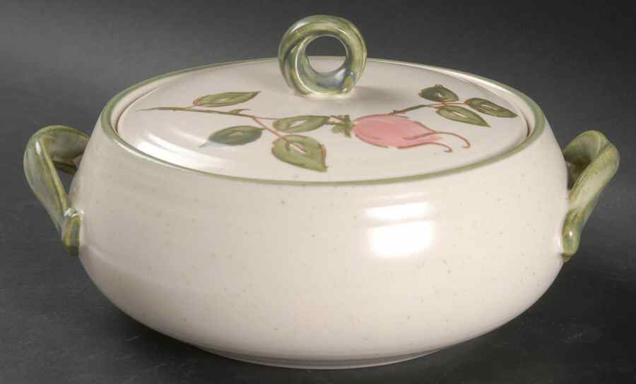 California Rose Round Covered Vegetable by Metlox - Poppytrail - Vernon-1