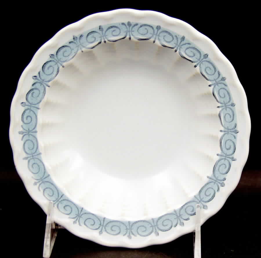 Castile Rim Fruit/Dessert (Sauce) Bowl by Metlox - Poppytrail - Vernon-1