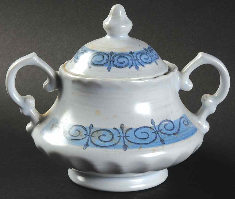 Castile Sugar Bowl & Lid by Metlox - Poppytrail - Vernon-1