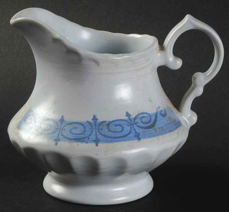 Castile Creamer by Metlox - Poppytrail - Vernon-1