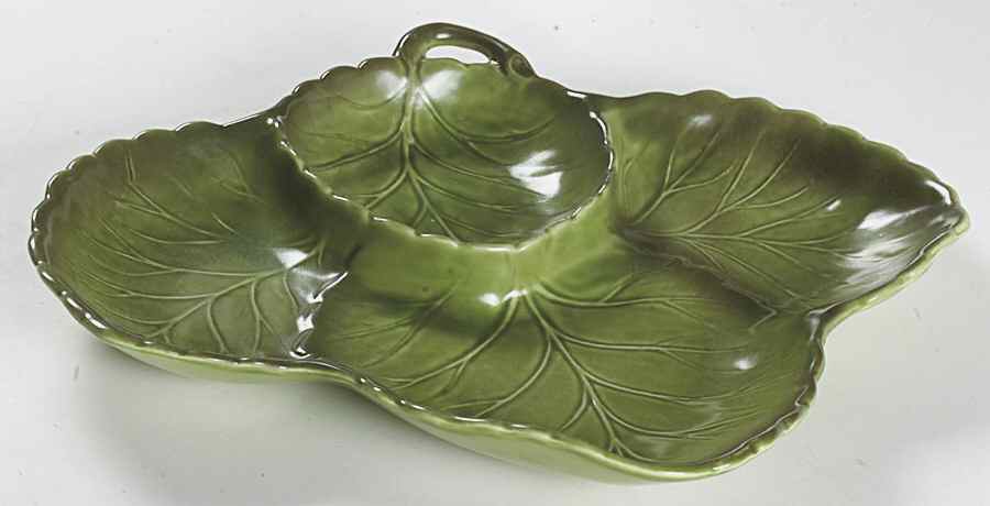 California Strawberry 14" Leaf Dish by Metlox - Poppytrail - Vernon-1