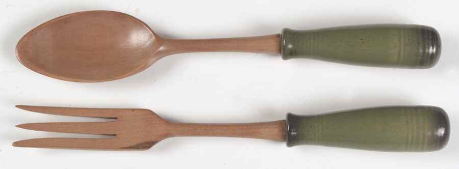 California Strawberry 2-Piece Wood/Ceramic Salad Set by Metlox - Poppytrail - Vernon-1
