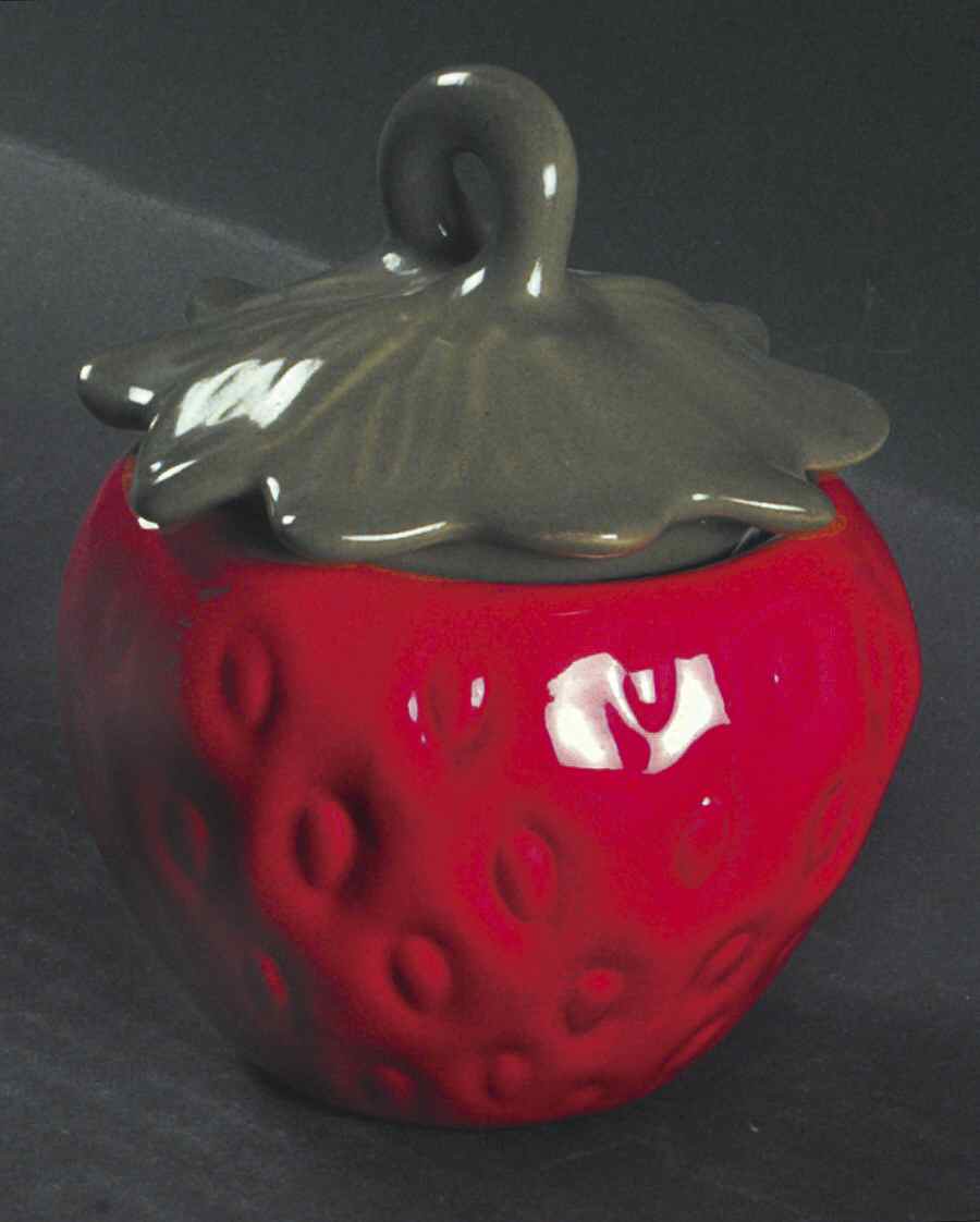 California Strawberry Sugar Bowl & Lid by Metlox - Poppytrail - Vernon-1