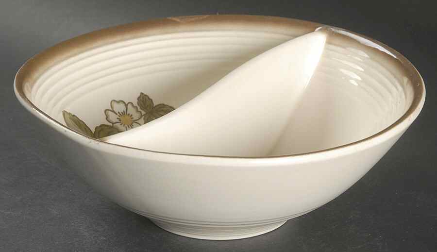 California Strawberry 8" Round Divided Vegetable Bowl by Metlox - Poppytrail - Vernon-1