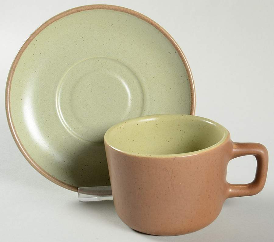 California Tempo Green Flat Cup & Saucer Set by Metlox - Poppytrail - Vernon-1