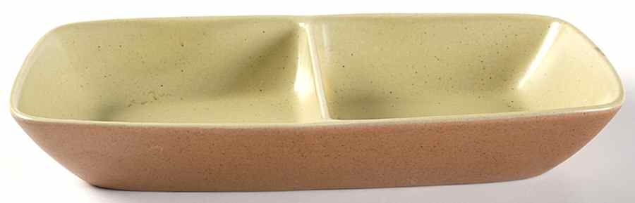 California Tempo Green Rectangular Divided Vegetable Bowl by Metlox - Poppytrail - Vernon-1