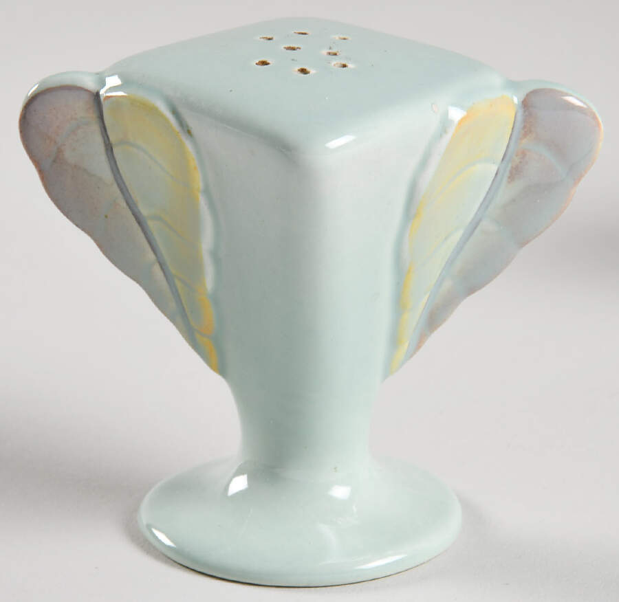Chatelaine (Jade) Salt Shaker by Metlox - Poppytrail - Vernon-1