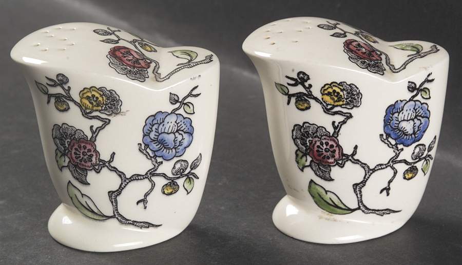 Chinling Salt & Pepper Set by Metlox - Poppytrail - Vernon-1
