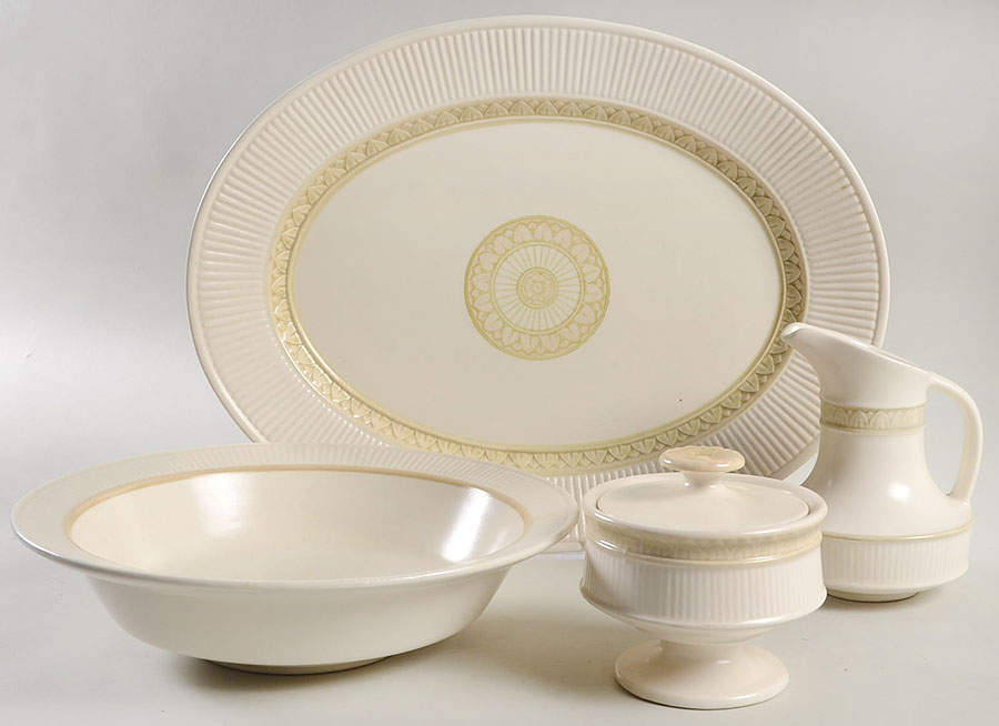Classic Flower 5 Piece Hostess Set by Metlox - Poppytrail - Vernon-1